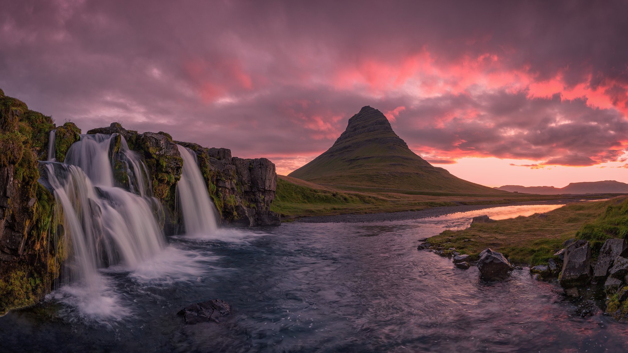 Водопад рассвет. Водопад Годафосс, Исландия. Рейнисфьяра Исландия. Водопад прокси, Орегон. Водопад на рассвете.