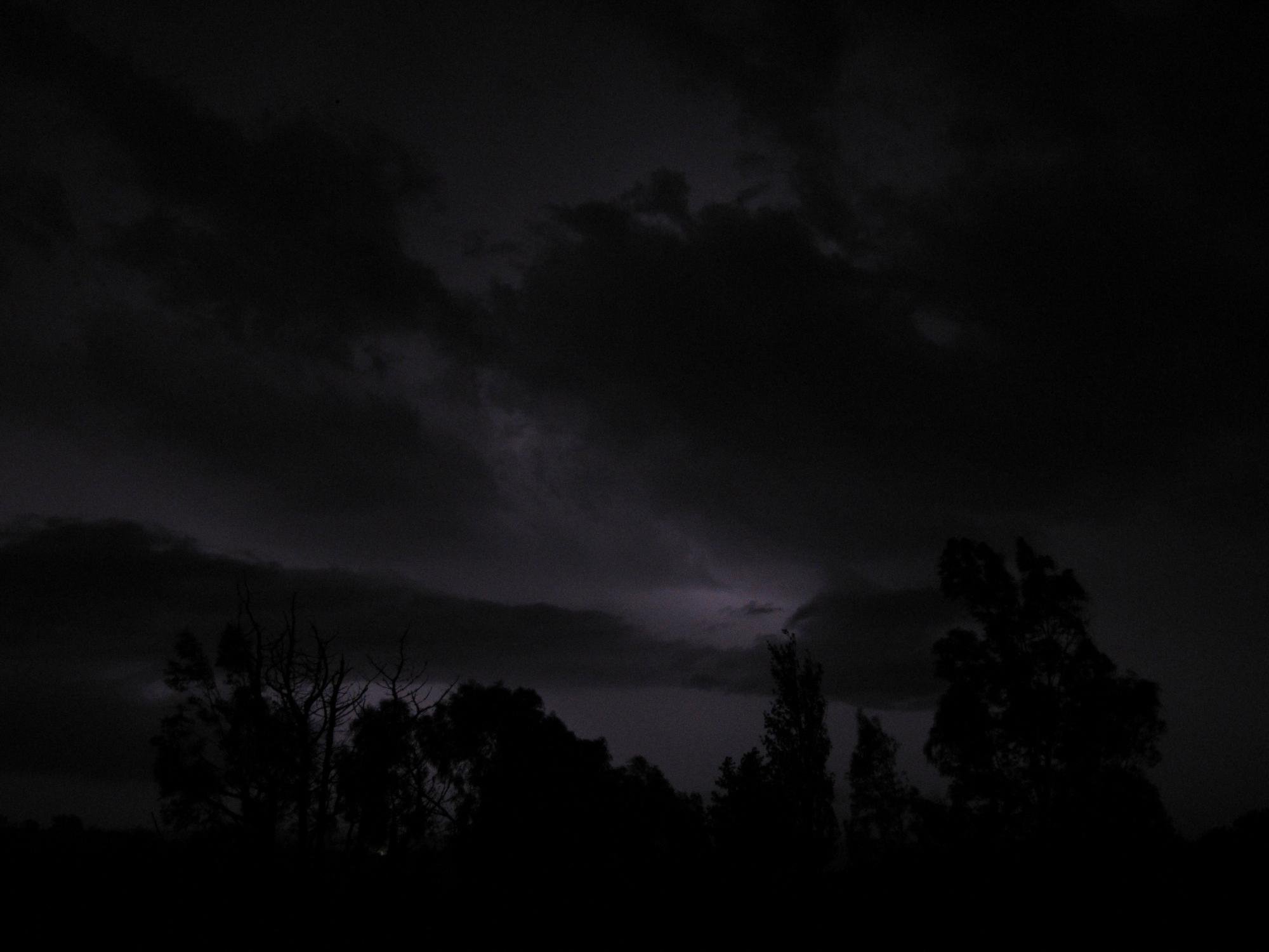Темне т. Темная ночь. Темные картинки. Очень темная ночь. Ночное небо.