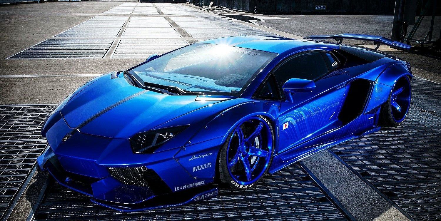 Покажи синие машины. Lamborghini Aventador lp700 синий. Lamborghini Aventador lp700-4 синяя. Lamborghini Aventador lp700 голубой. Ламборджини авентадор гоночный.