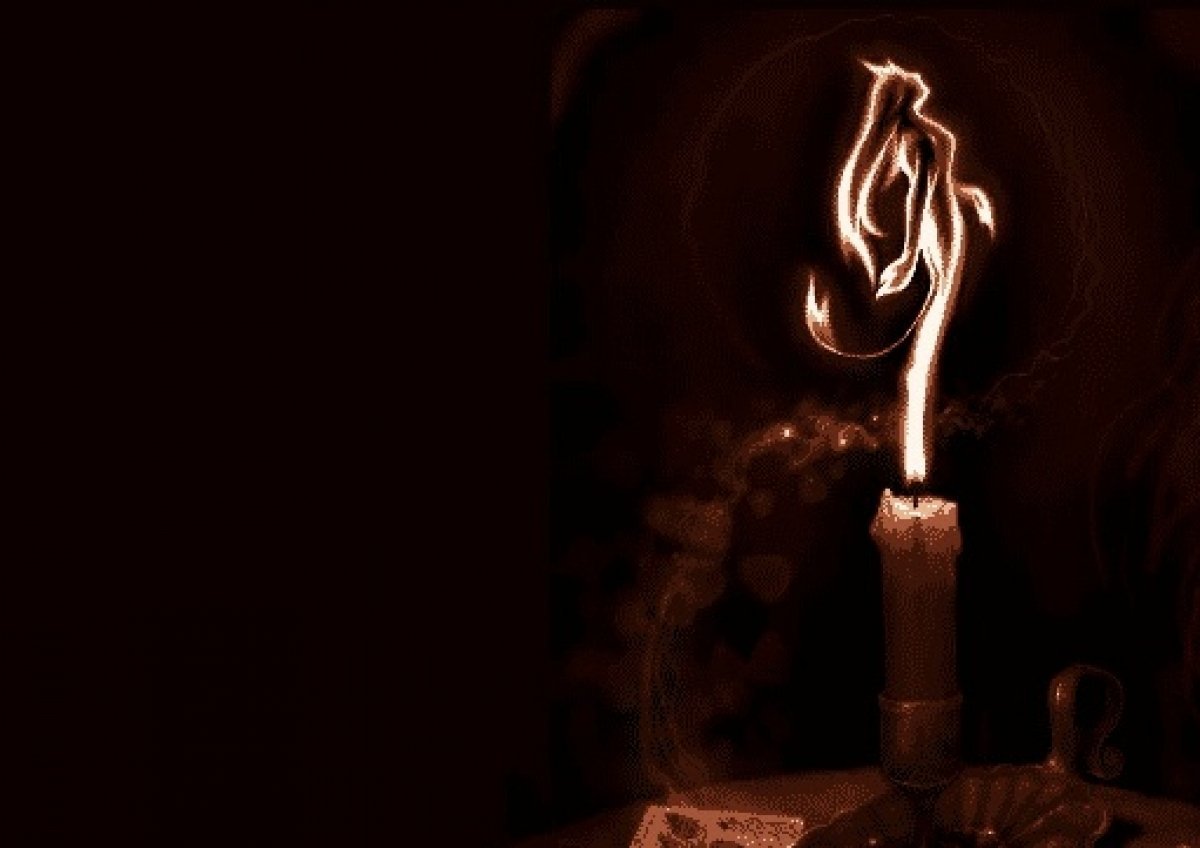 Свечу не свечу горю не горю. Тлеющая свеча. Открытка "свечи". Свеча жизни. Свеча в ночи.