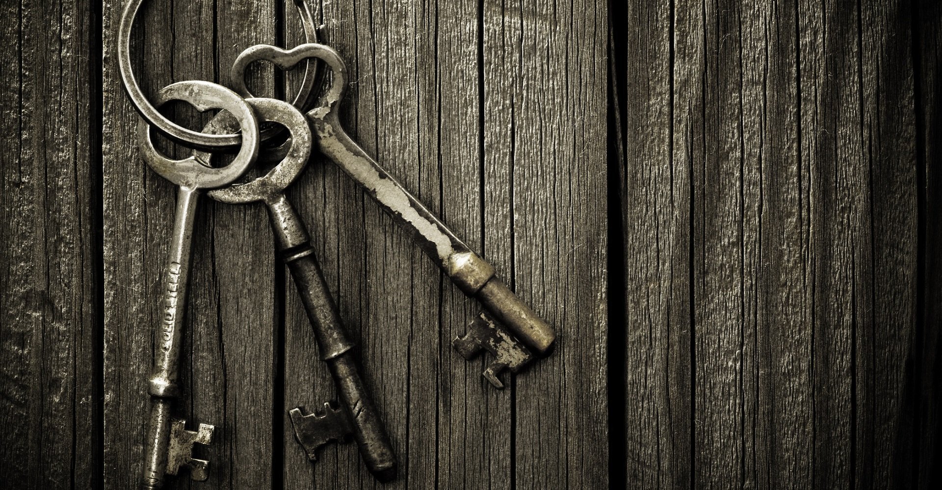 Ключи стучи. Связка ключей. Старинный ключ. Связка старинных ключей. Красивый старинный ключ.