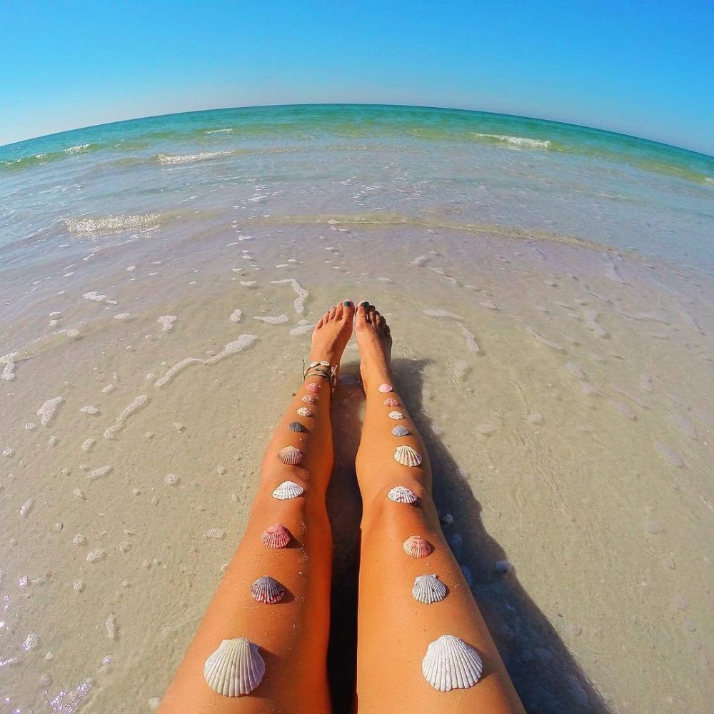 Ножки на море