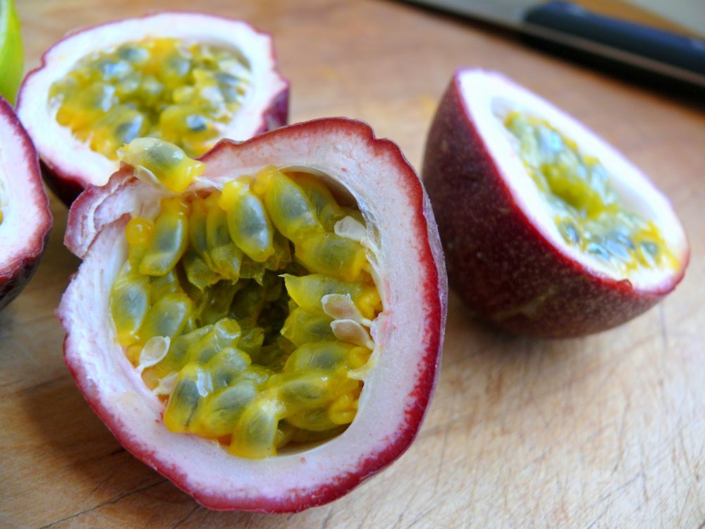 Маракуйя пассифлора фрукт