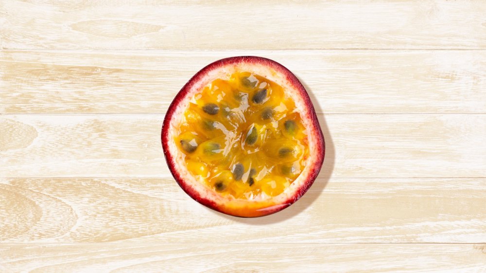 Маракуйя фон