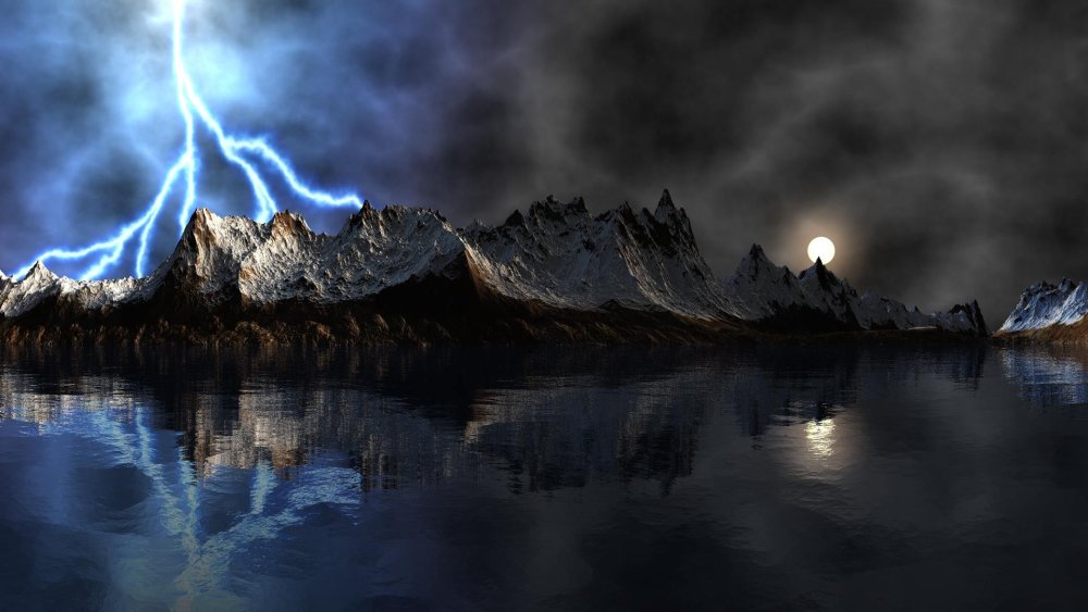 Молния в горах