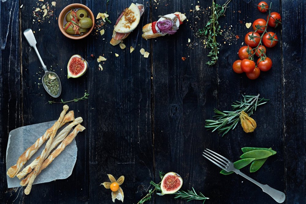 Стильный черно красный фон