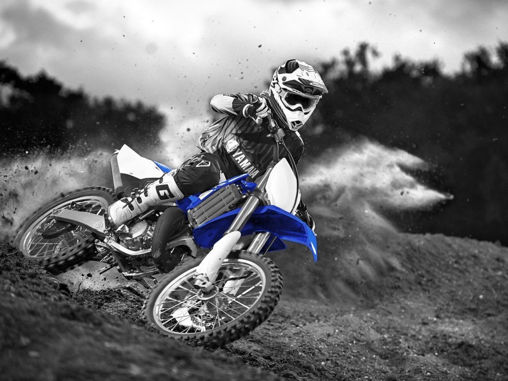 Красивые кроссовые мотоциклы