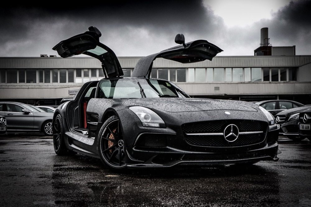 Mercedes Benz SLS AMG Black