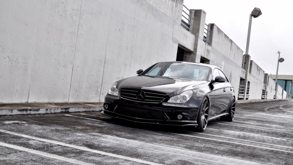 Значок Мерседес в высоком качестве