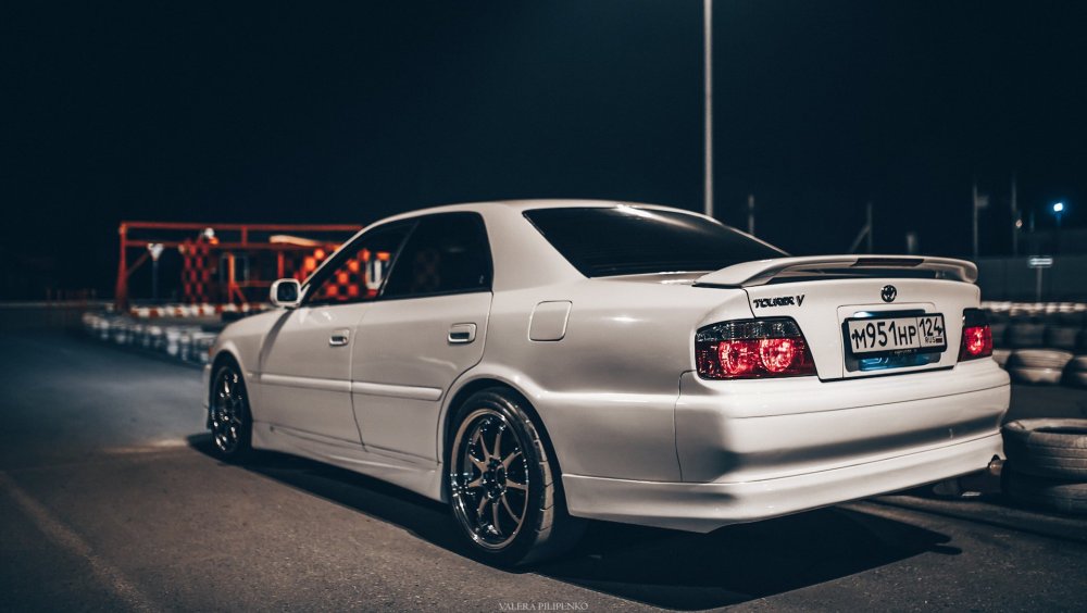 Toyota Chaser 4к