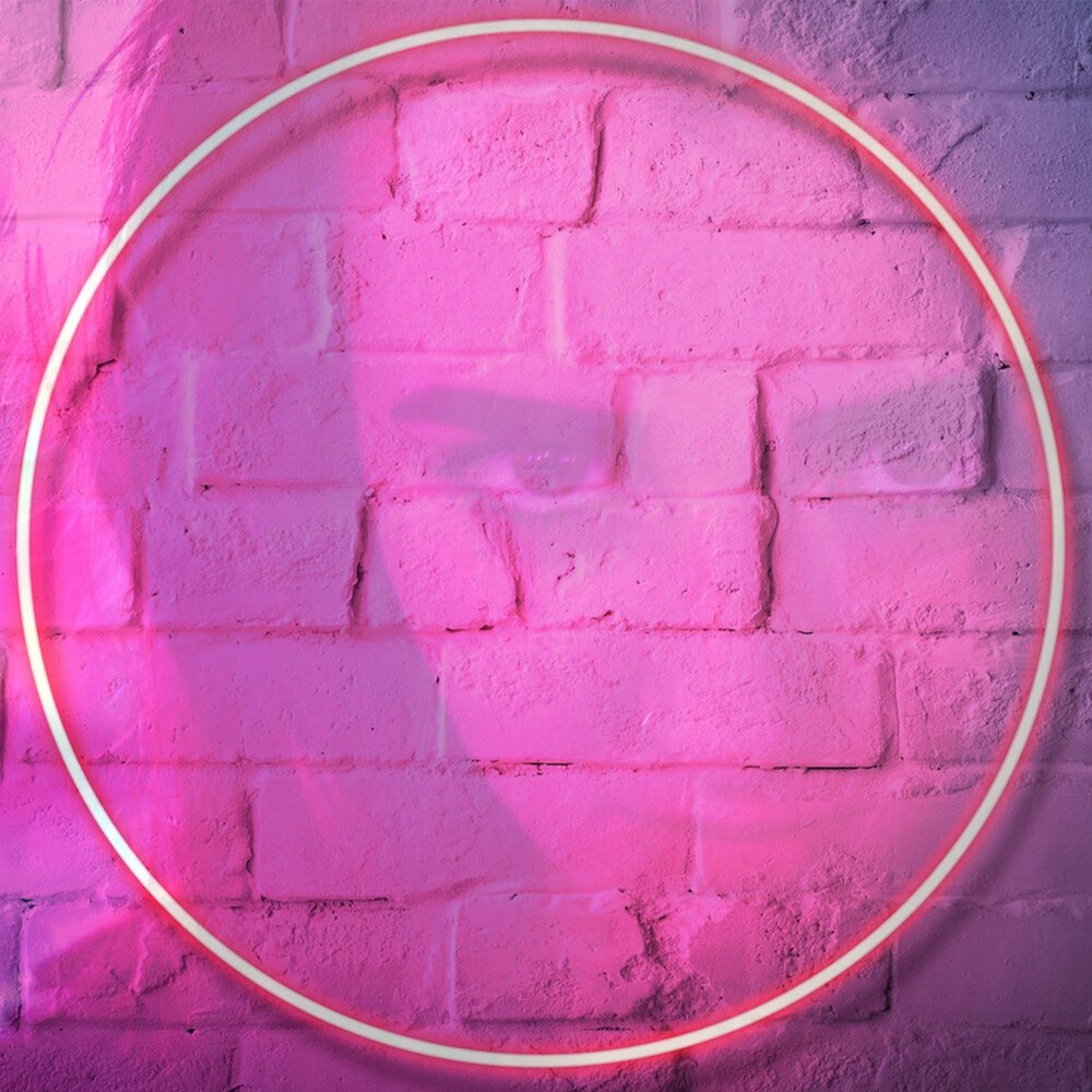 Бежево розовый