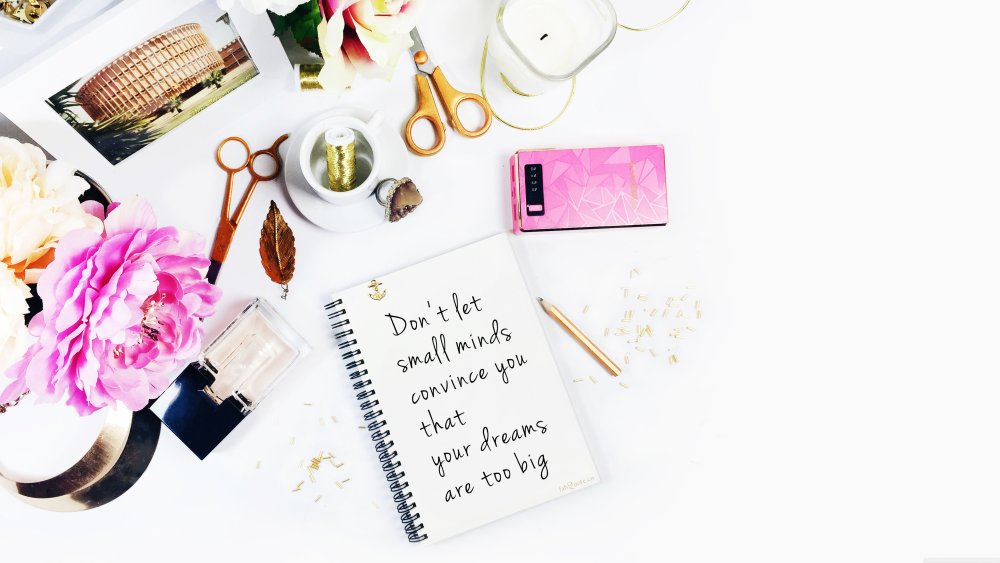 Изменить фон в истории Инстаграм