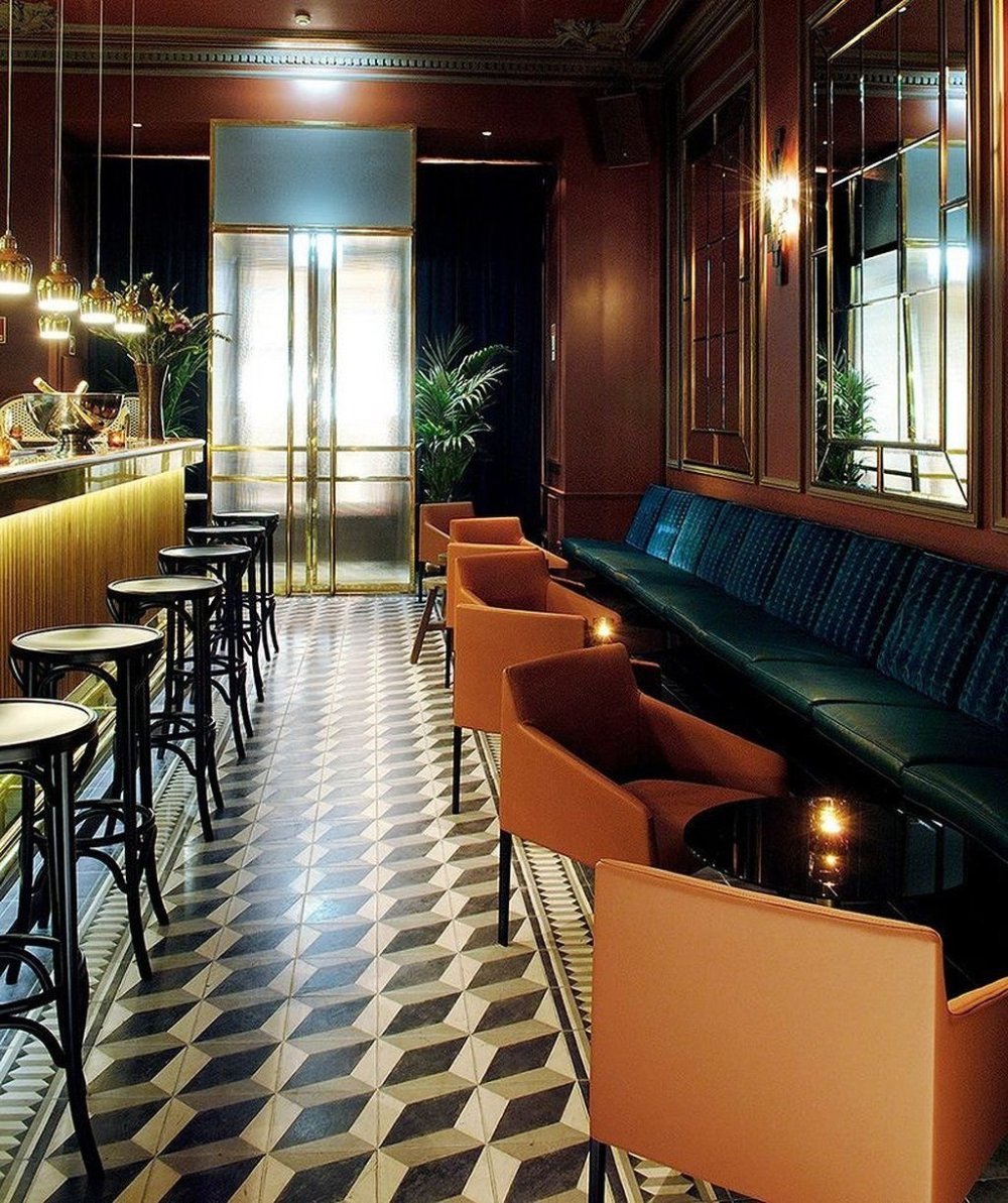 Красивый интерьер ресторана