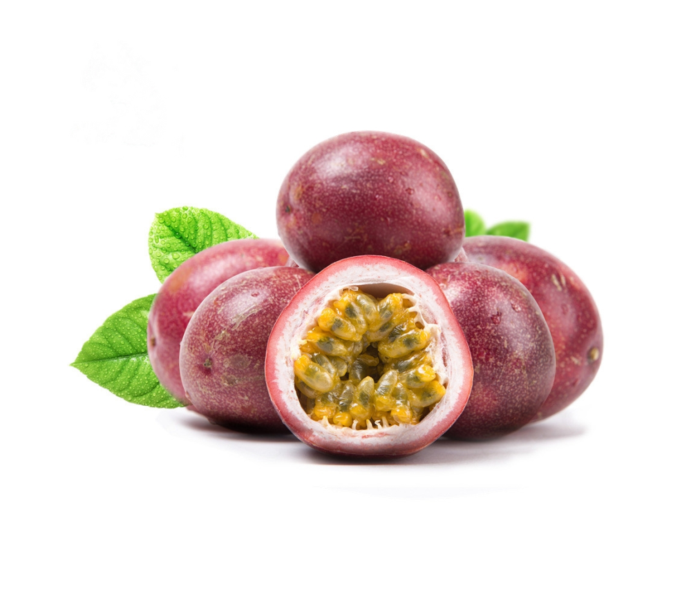 Экзотические фрукты на черном фоне