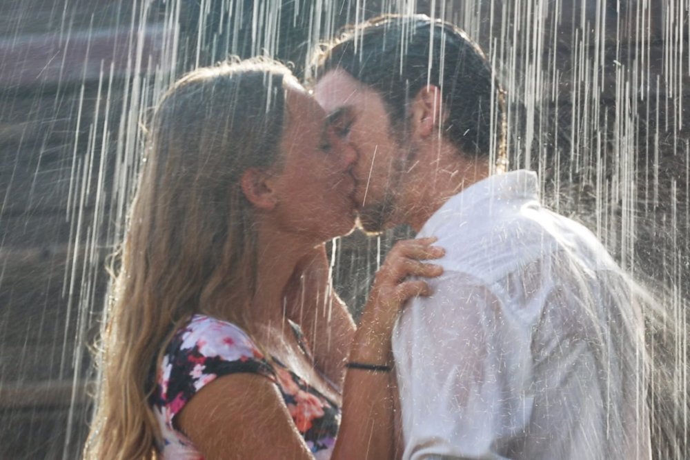 Танец дождь арт