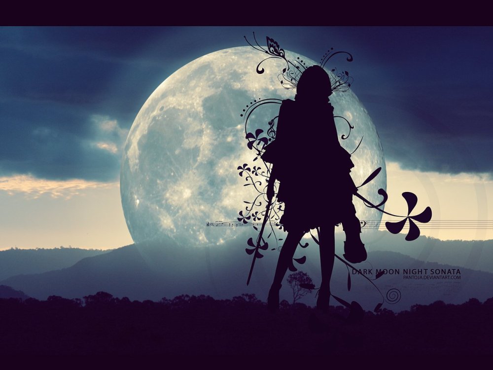 Человек на фоне Луны