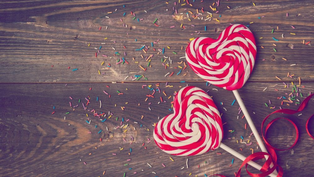 Розовые обои Минимализм