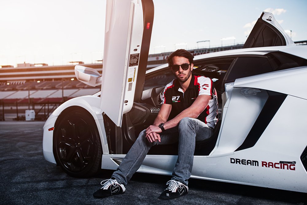 Парень с Ламборджини