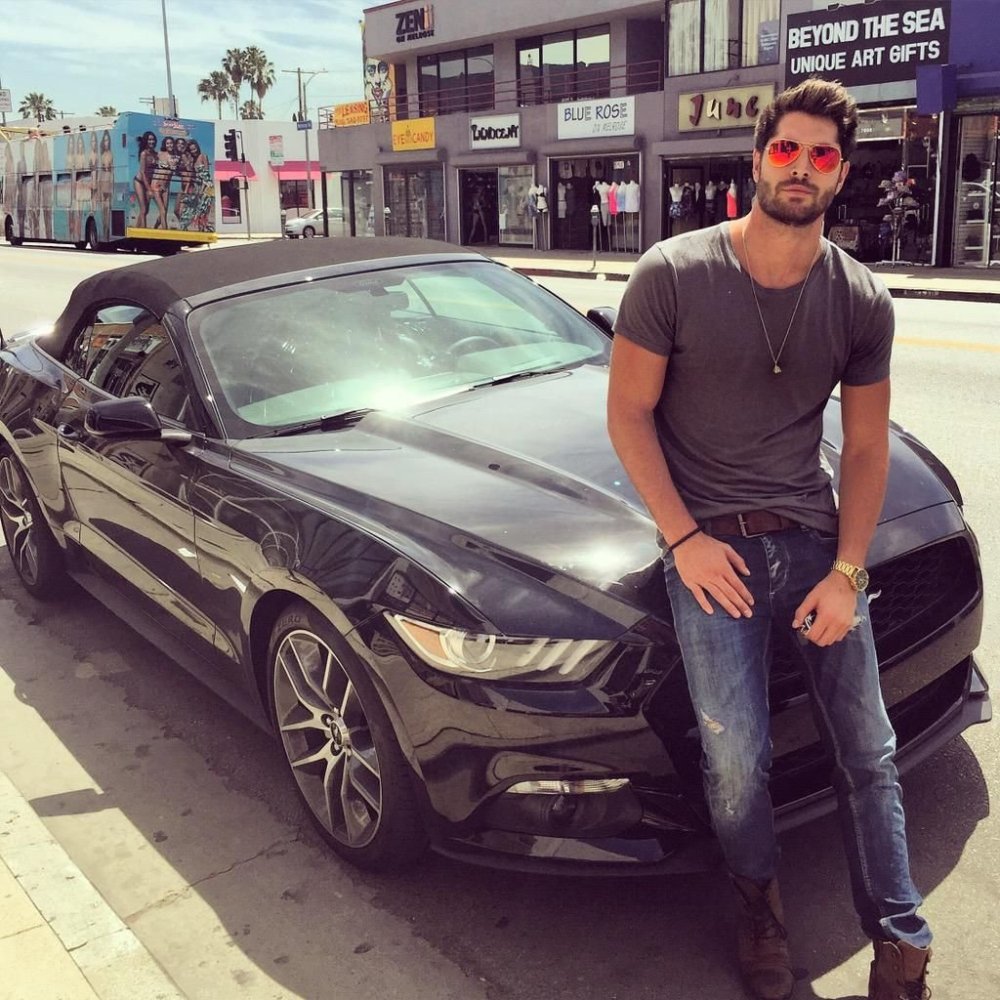 Фотосессия с машиной мужская