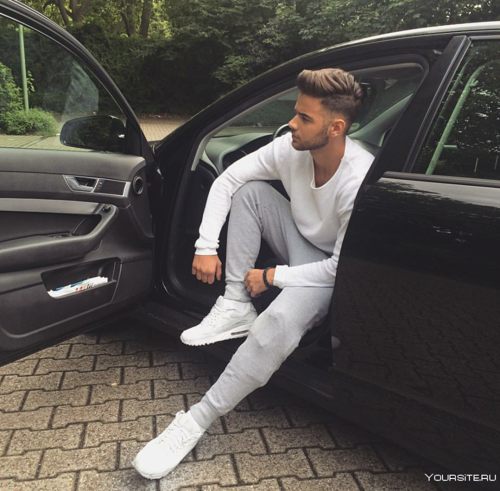 Дуэйн Джонсон машины