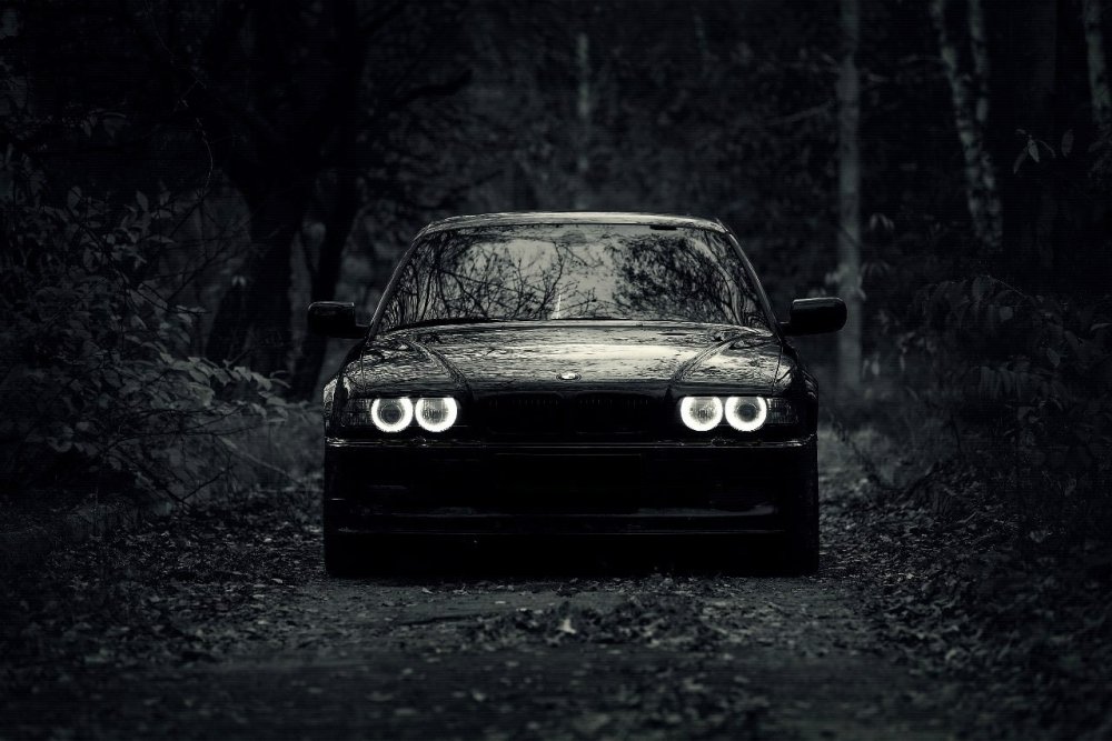 БМВ м5 ф90 неон