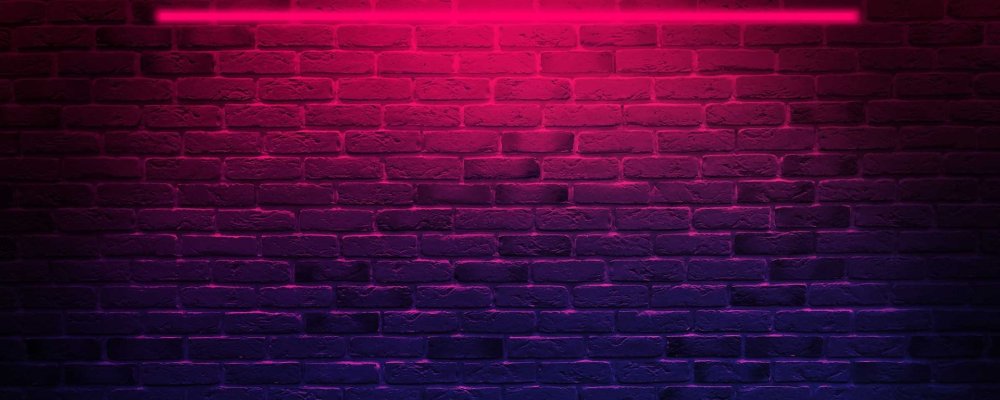 Стена кирпич черный с неоном