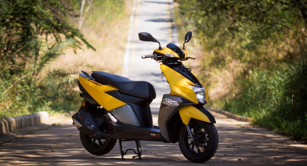 Стант на скутере FZM