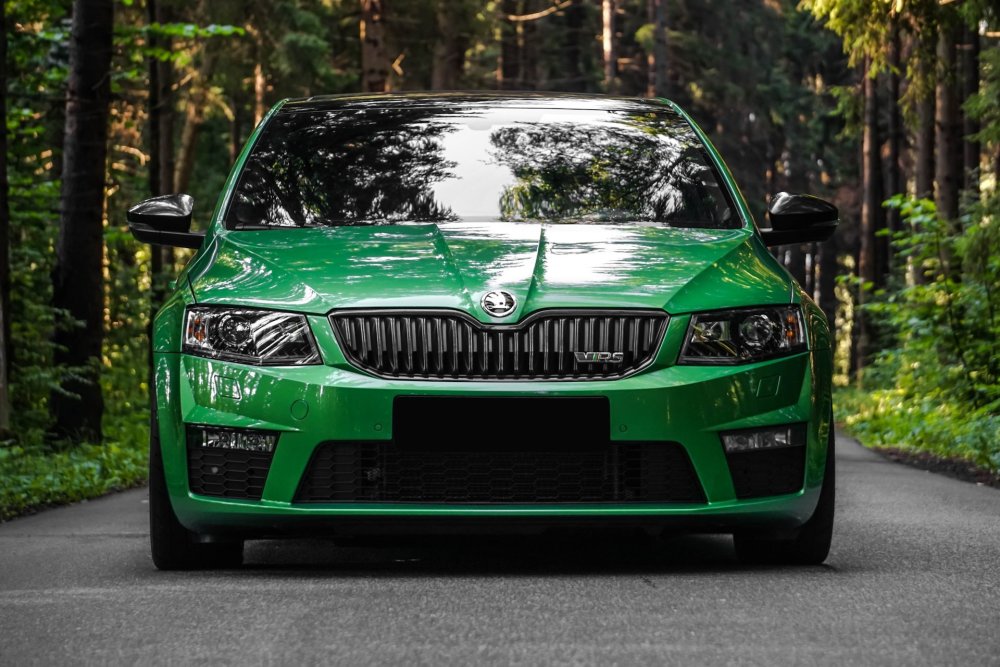 Октавия а7 РС белая