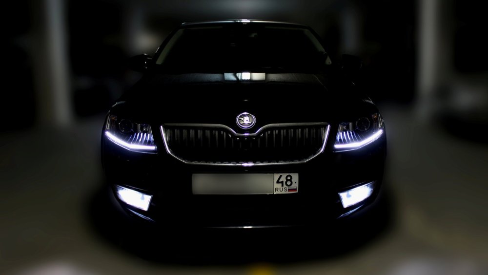 Škoda Superb зеленый