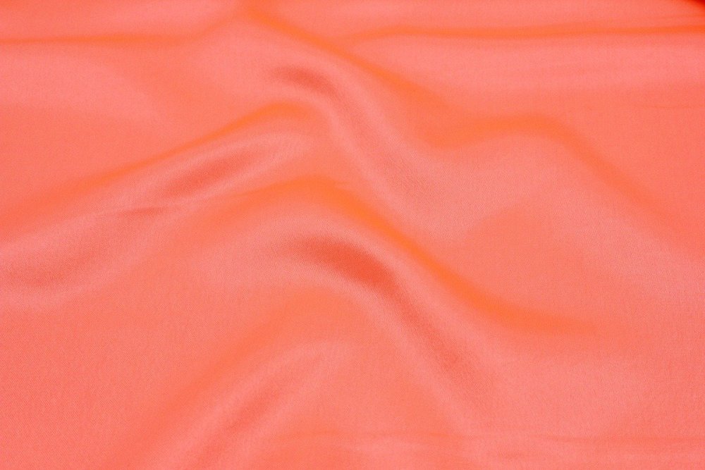 Розовый фон в полоску