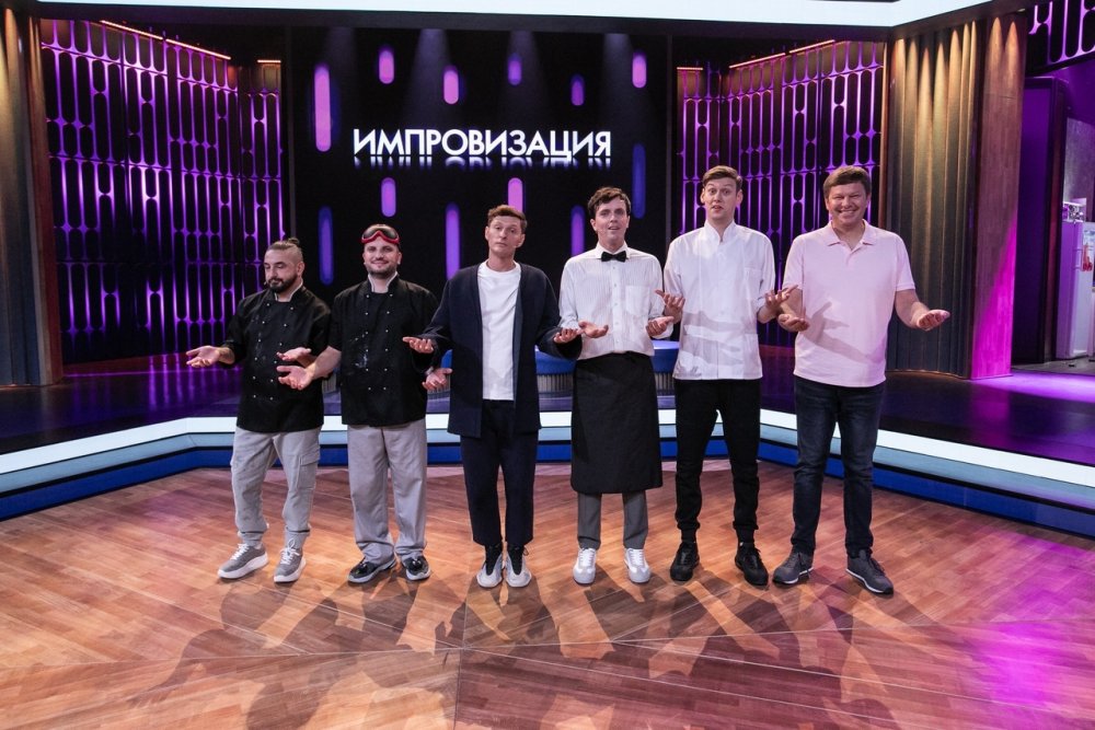 Антон Шастун 2022 кудрявый