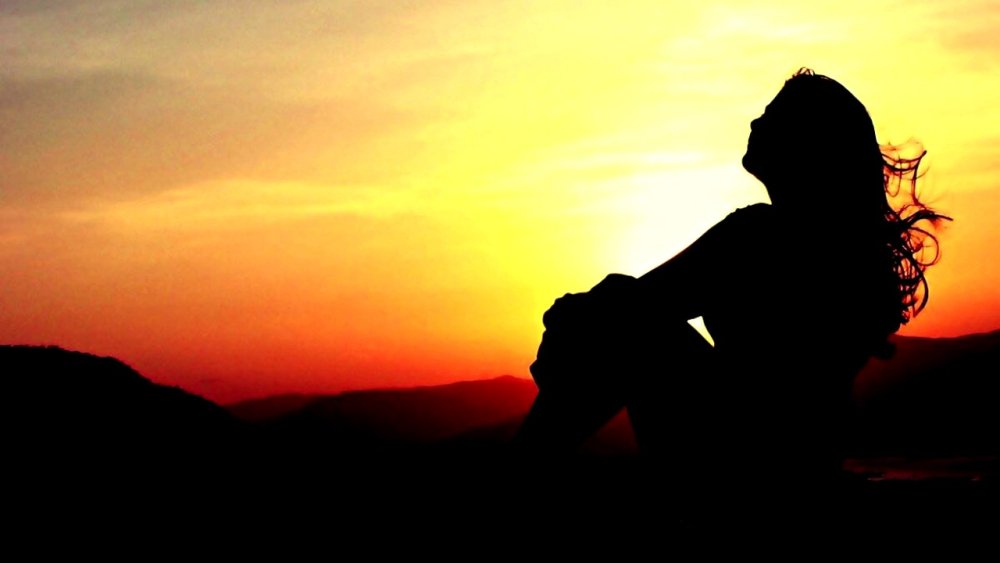 Красивые девушки на закате