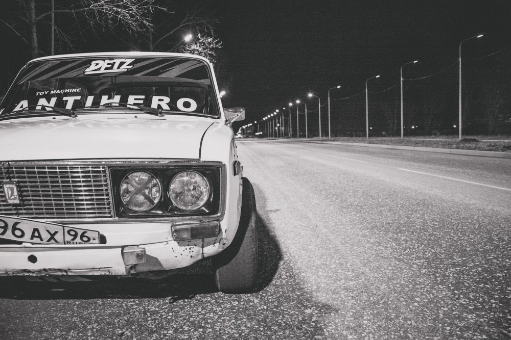 Lada 2106 Black Neon