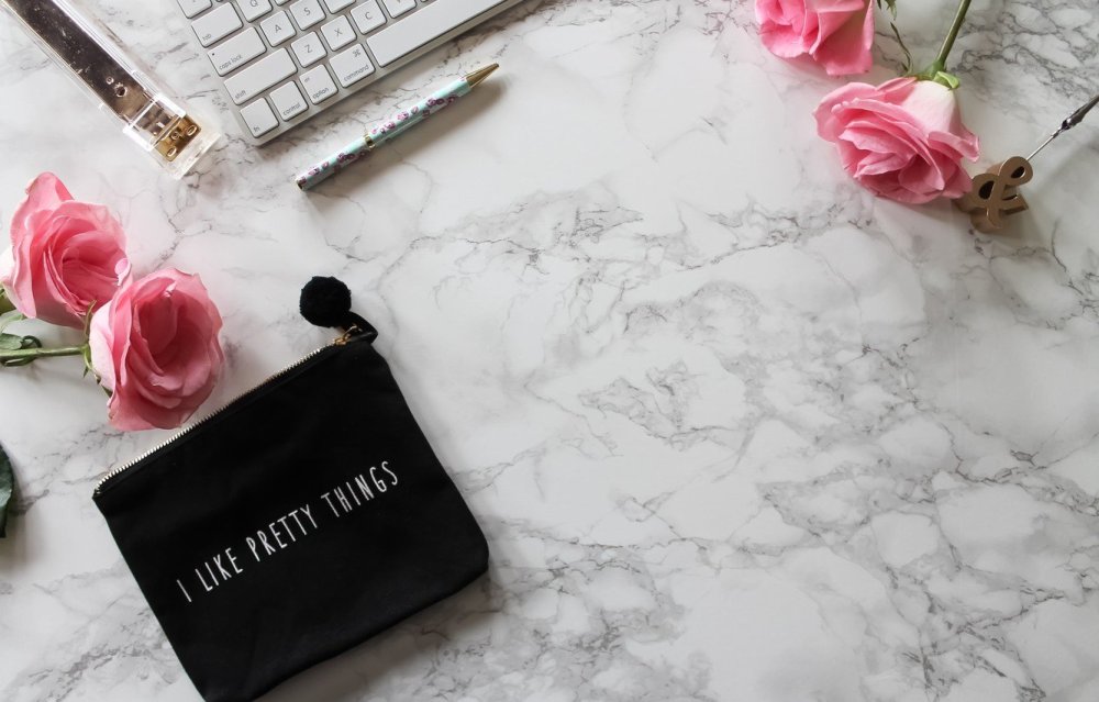 Цветы на мраморе