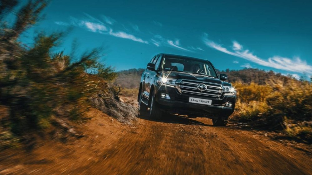 Реклама Toyota Land Cruiser Prado