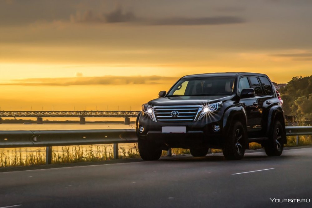 Toyota Land Cruiser 200