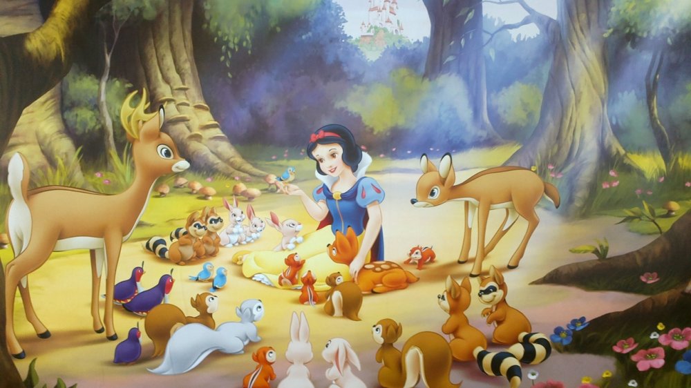 Фон для афиши сказка Белоснежка