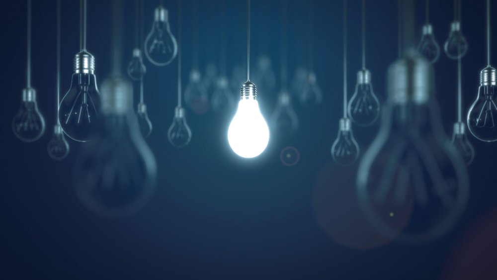 Лампочка набросок вектор