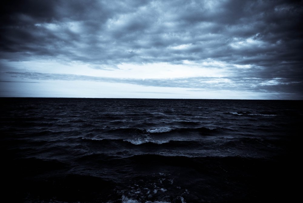 Серый океан