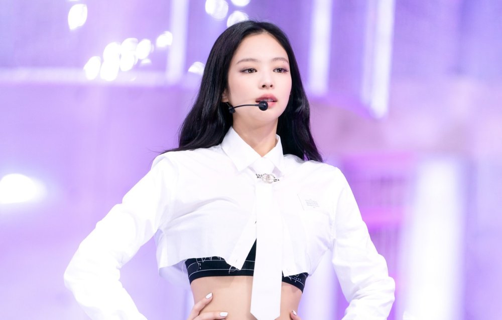 Ким Дженни 2022