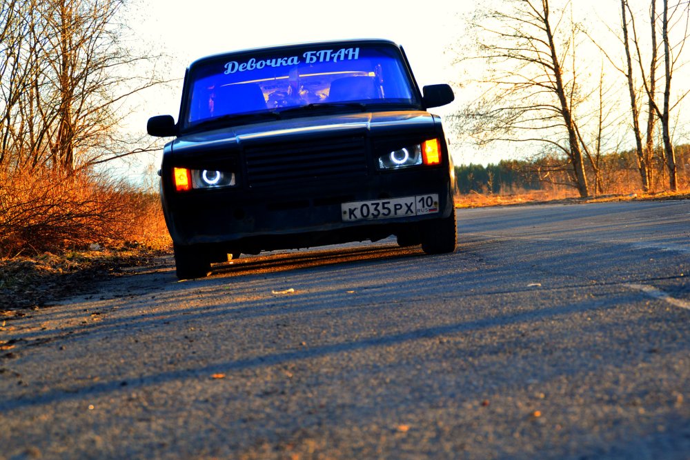 ВАЗ 2107 черная