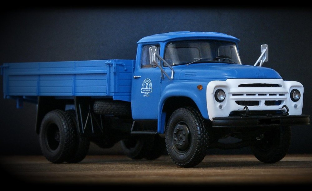 Советские Грузовики ЗИЛ 130