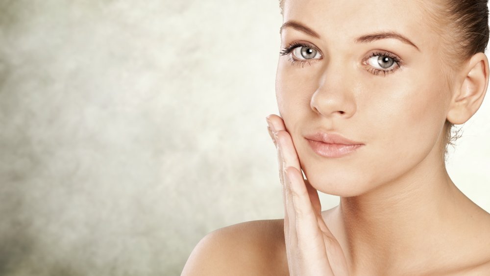 Гладкая здоровая кожа лица