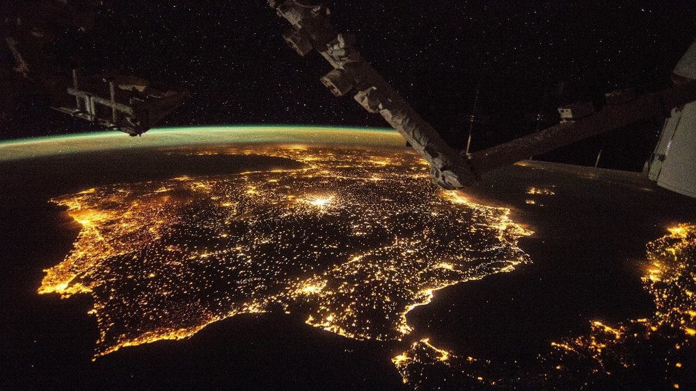 Вид земли из космоса