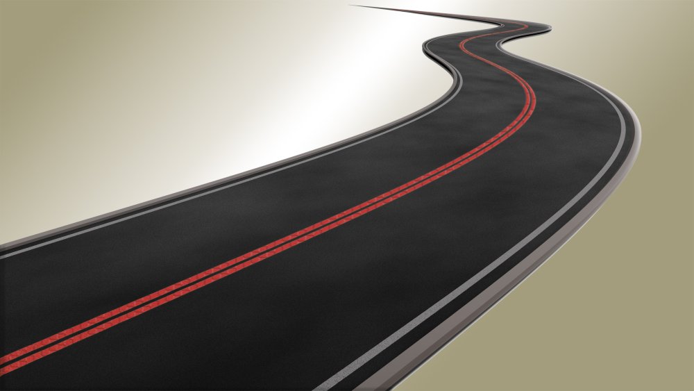 Извилистая дорога в перспективе