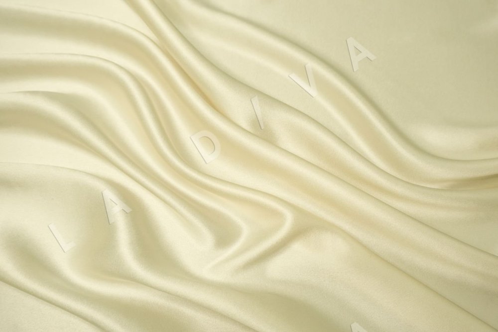 Кремовый фон