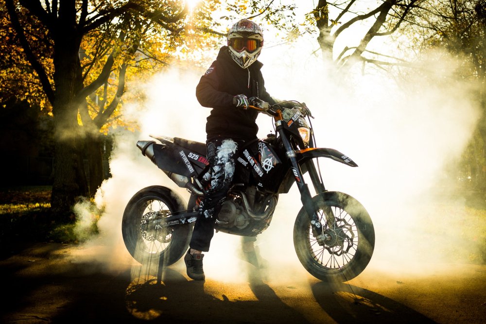 Мотард бернаут