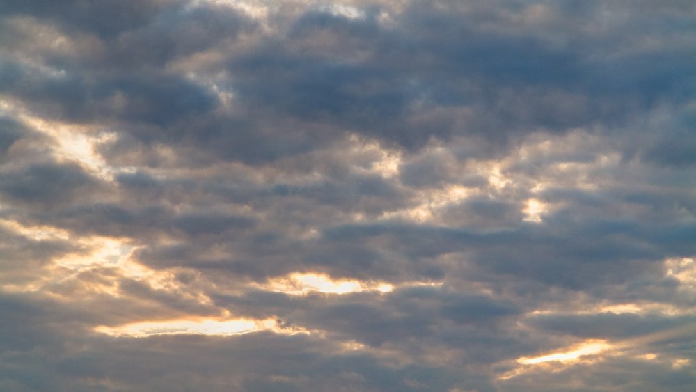Cloudy Day Sky High res