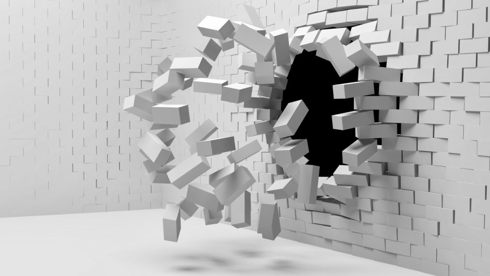 Пролом в стене