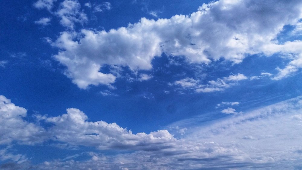 Фон облака нарисованные